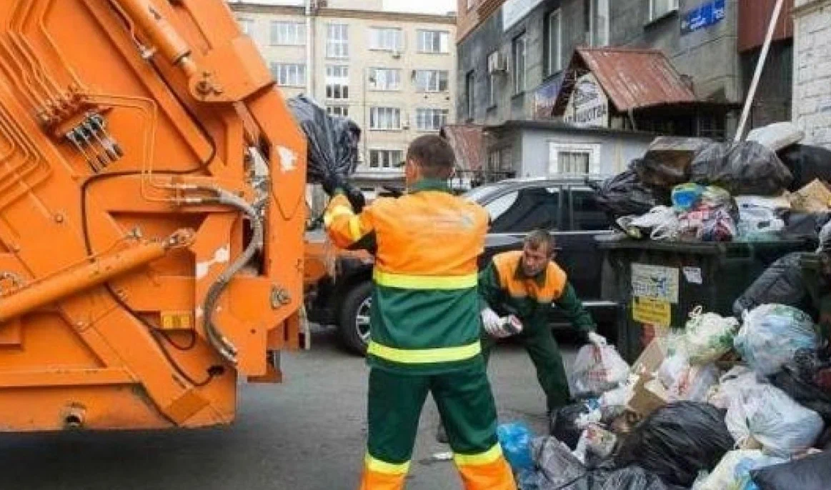 Срочный вывоз мусора в Калининграде от ПроМусор — заказ день в день от 2884 руб., грузчики, цена