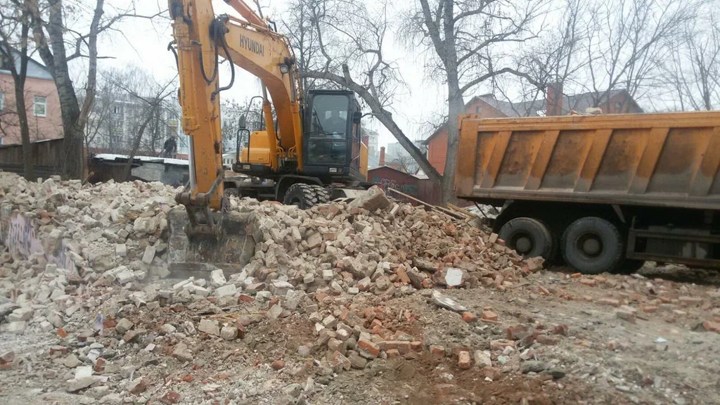 Вывоз мусора ОССиГ с выездом в Калининграде в октябре